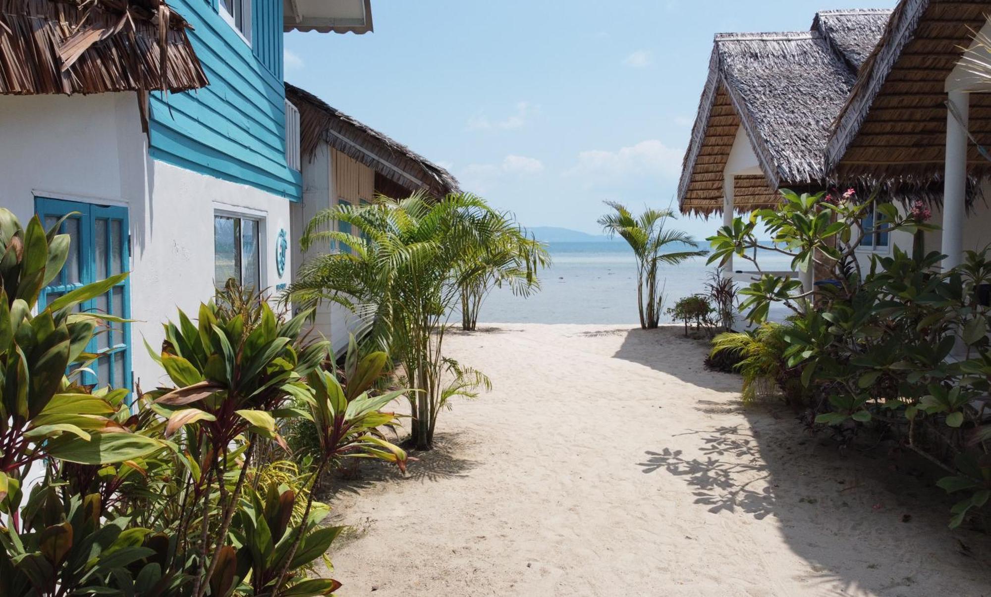 Sand Terrace Beach Bungalows Baan Tai Ngoại thất bức ảnh